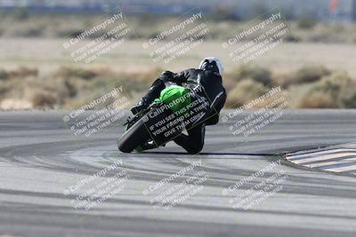 media/Jan-15-2026-Racers Edge (Thu) [[dfebeb70ab]]/3-B Group/Session 4 (Turn 5)/